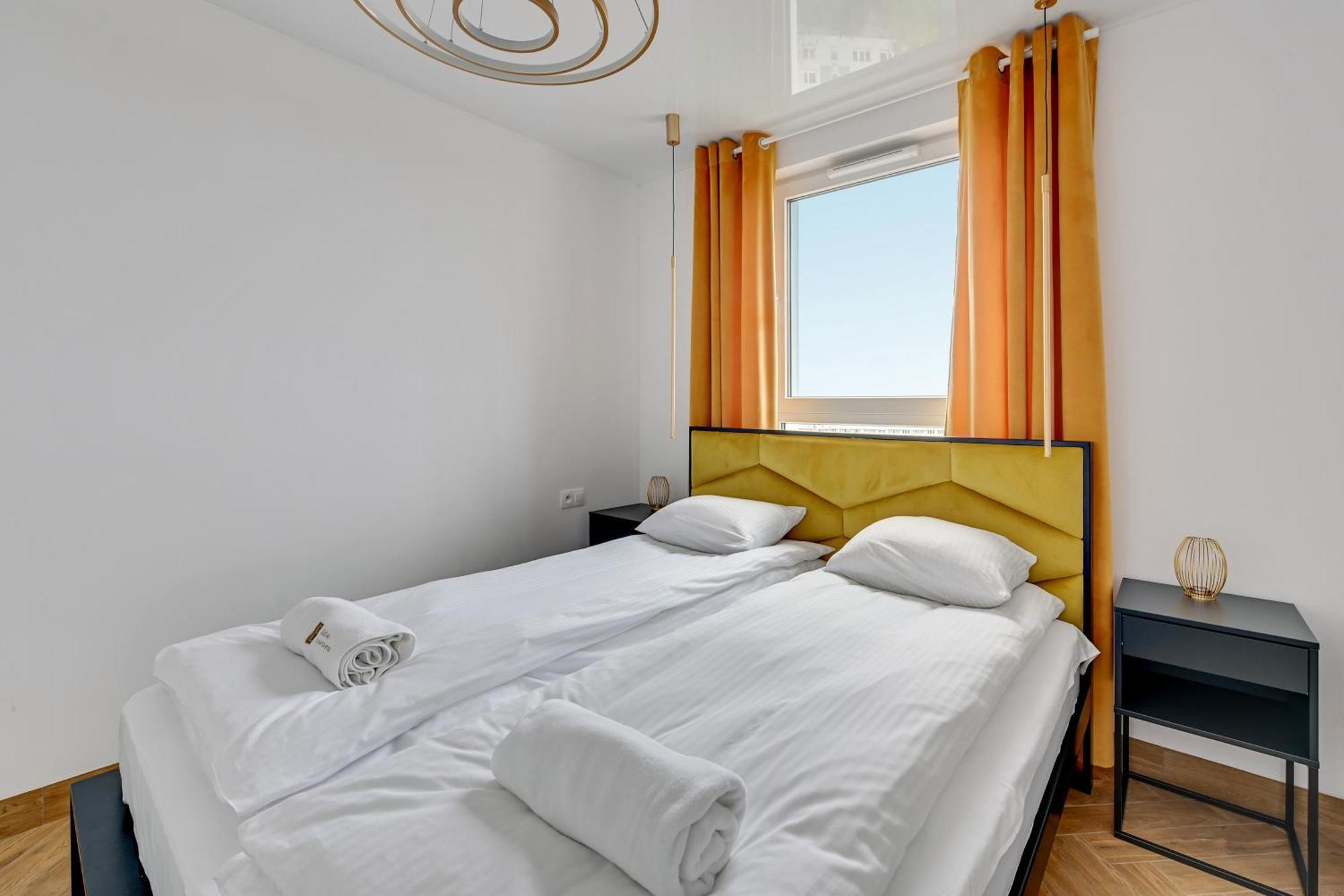 Luxury Voyager - Sea View Apartment Гданск Екстериор снимка